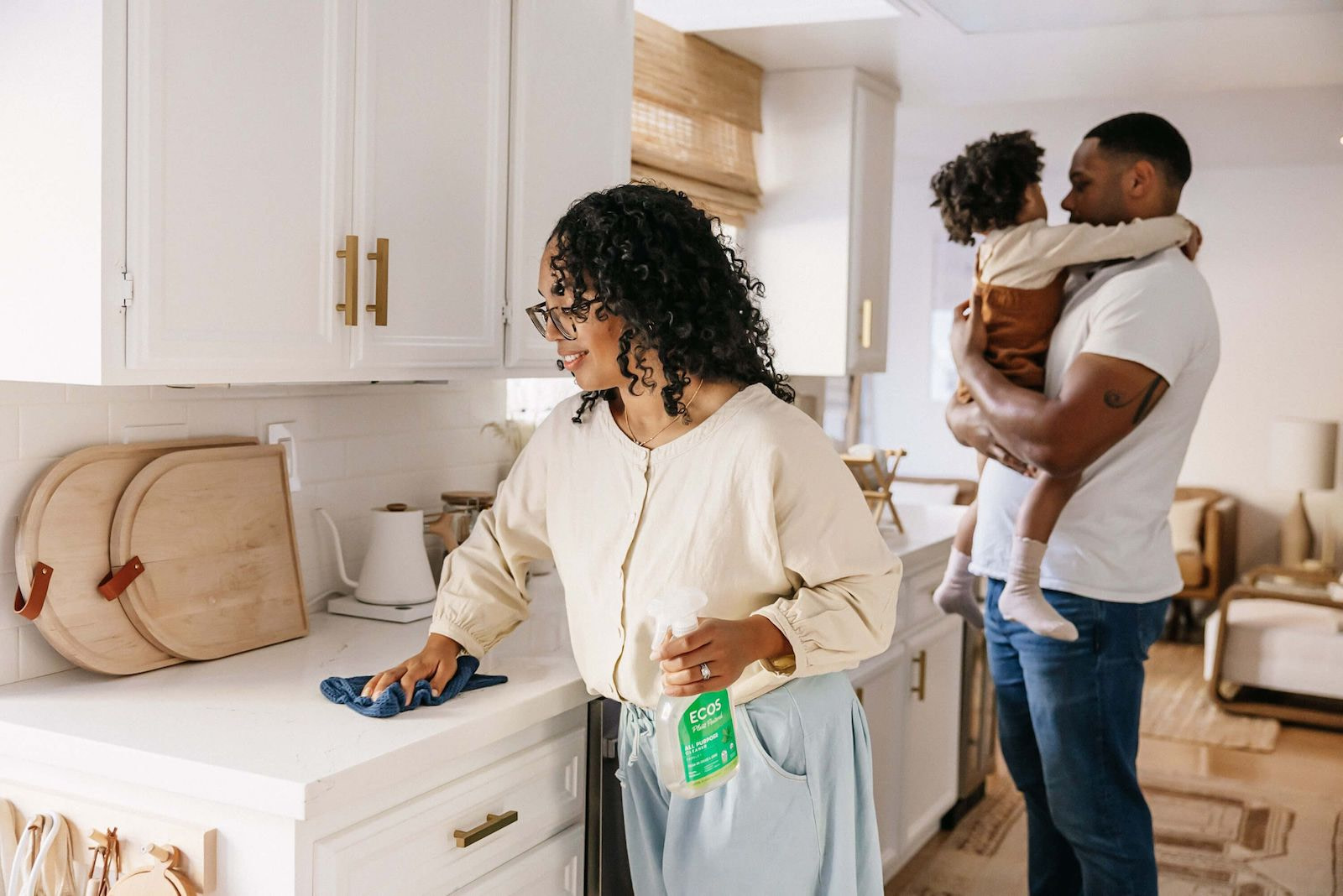 Cleaning Kitchen With All Purpose Parsley Cleaner